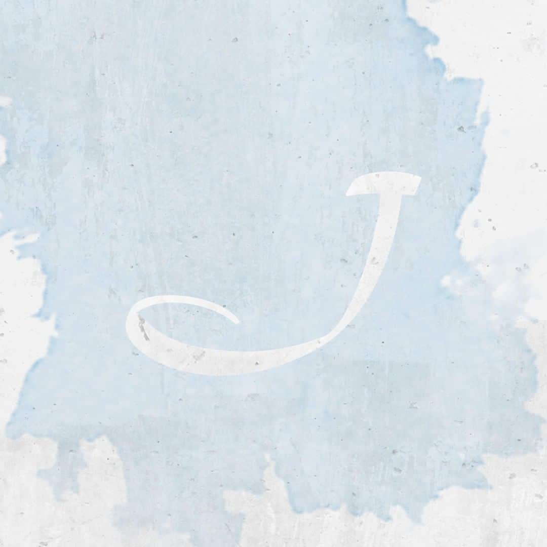 Jacob Cohenのインスタグラム：「Pastel mood this Summer #JacobCohen #JacobCohenJeans」