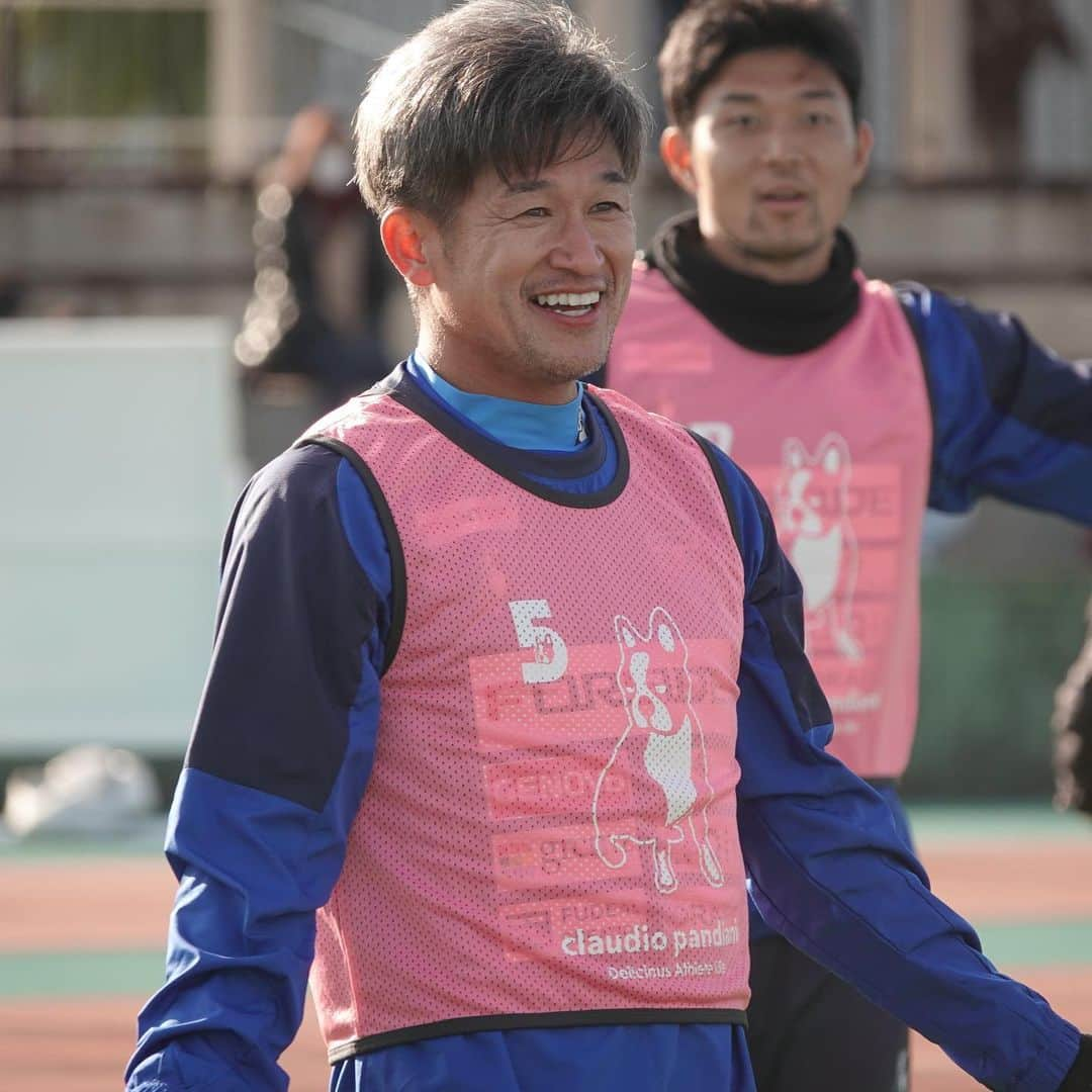 横浜FCさんのインスタグラム写真 - (横浜FCInstagram)「- 広報'sアルバム vol.5 - #yokohamafc #横浜FC #宮崎 #日南 #キャンプ #三浦知良 #南雄太 @rokutan_13  @akihikotakeshige125  @aki.ichi.1019  @k_kuma02  @koki_saito_01  @maguinho02oficial」5月26日 17時06分 - yokohamafc_official