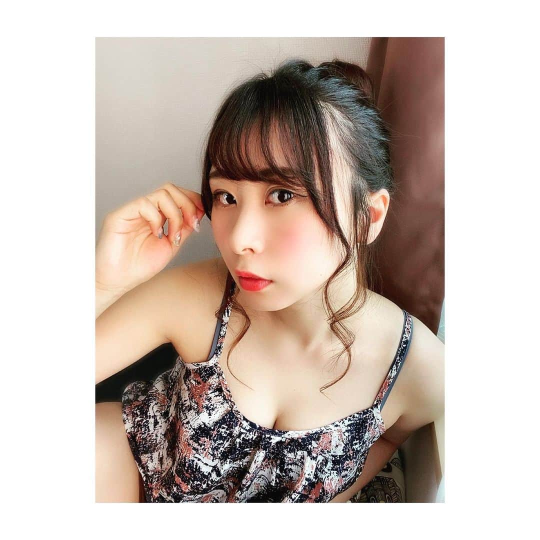 河原まゆのインスタグラム：「#japanesegirl #instalike #instagram #selfies #グラビア #model #좋아요 #셀카 #셀피 #日本的 #性感 #内衣 #ゼロイチファミリア」