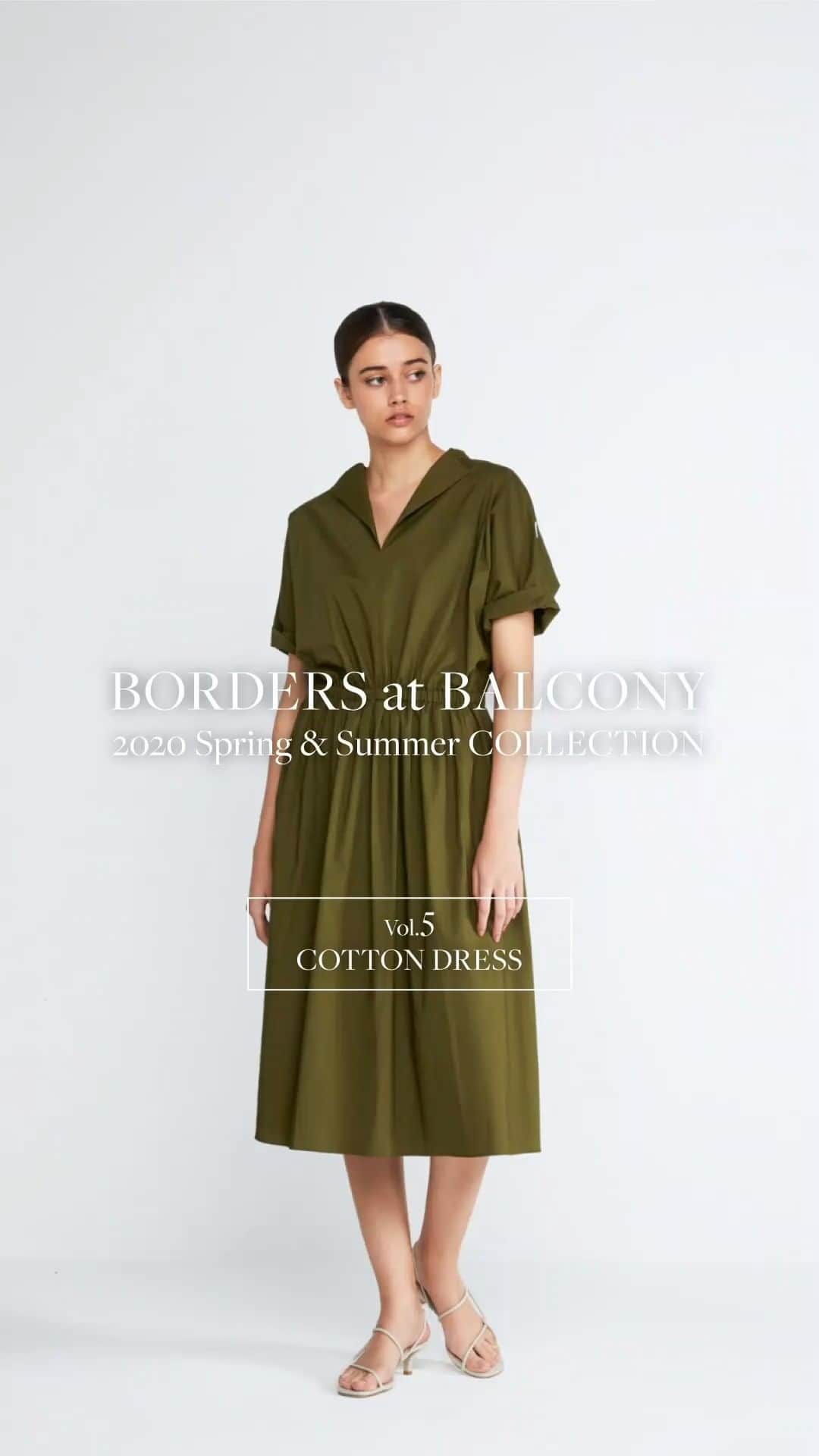 BORDERS at BALCONYのインスタグラム：「2020 Spring & Summer COLLECTIONより「COTTON DRESS」のご紹介です。 ソルトタンブラー加工したコットン素材はハリがあって、型崩れしにくいのが特長。 ウエストはとてもよくのびるゴム仕様なのでストレスがなく、デイリーでも旅先でも活躍すること間違いなし。 ヘルシーかつ上品なデザインで、着るだけで大人のこなれ感を演出してくれます。  商品のディテールにくわえて、公式オンラインストア限定のネイビーカラーについてもご紹介します。」