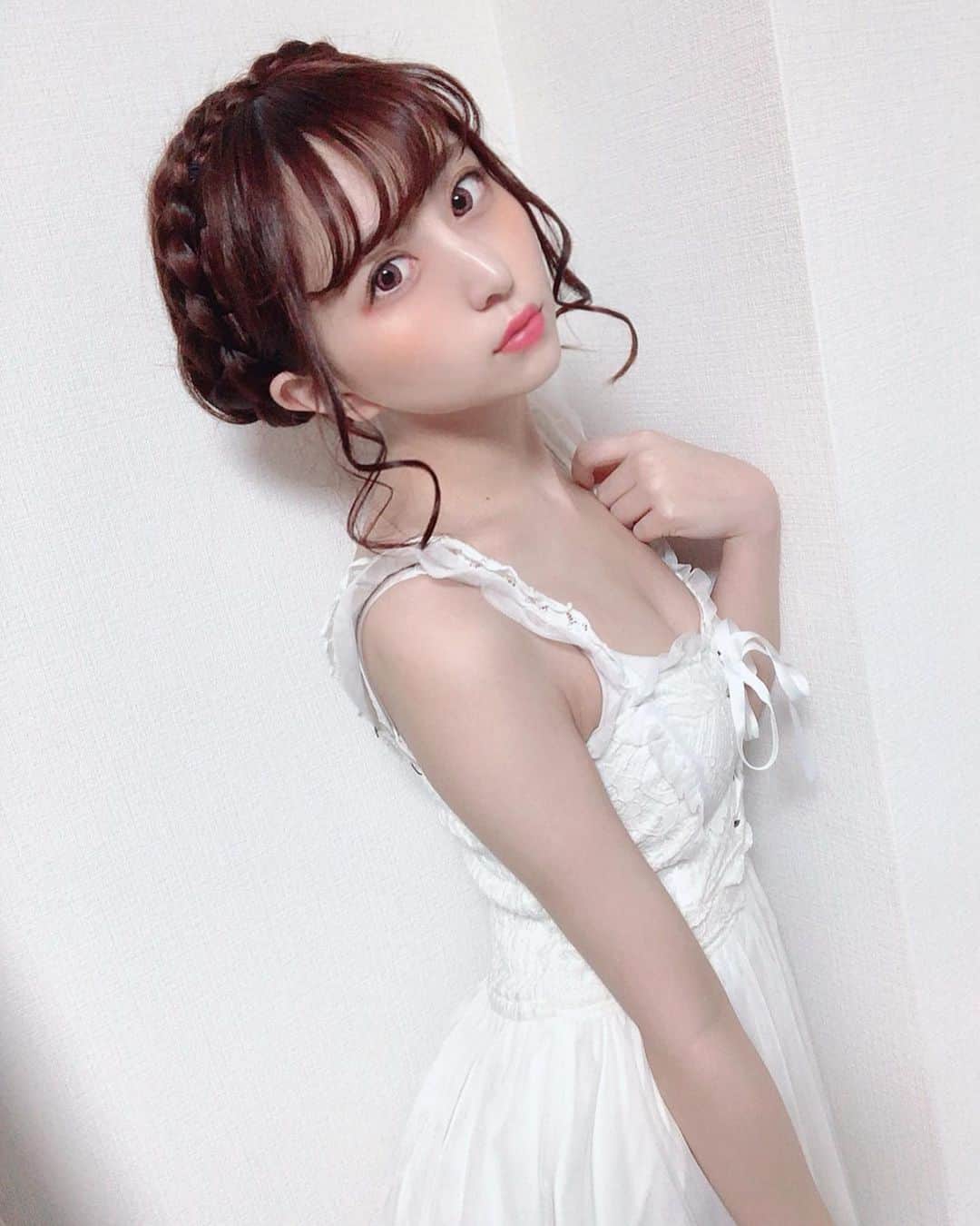 竹内星菜さんのインスタグラム写真 - (竹内星菜Instagram)「白いお洋服ってかわいいなぁ✨」5月26日 18時15分 - seina0227