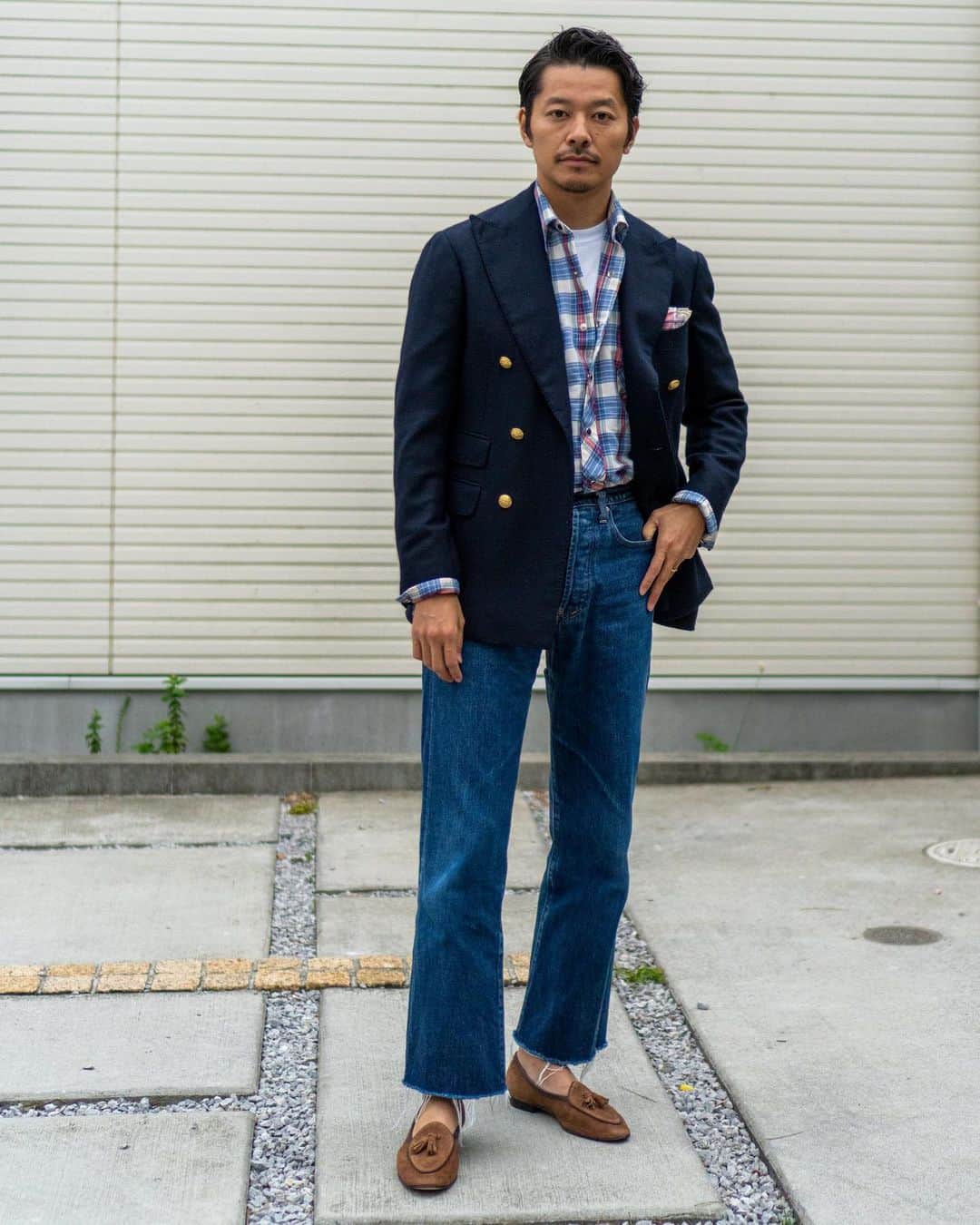 高田朋佳のインスタグラム：「“Denim&Blazer...” #keepstylish ———————————————————————— #takadachannel #youtuber #onlyone #newcolonialstyle #jetset #singapore #luxuryresort #colonyclothing #singaporelife #singaporestyle  #lifestyle #fashion #mensfashions #dapper #igfashion #sprezzatura」