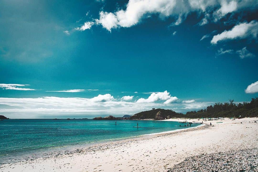 Takemi Yoshiokaさんのインスタグラム写真 - (Takemi YoshiokaInstagram)「🌊🌞🌴 2019.10.19 ケラマブルー Diving in #渡嘉敷島 #yolo #tbt  SONY RX100M5  #diving #ダイビング#スキューバダイビング#divephotography　#okinawa #tokashiki  #uwpics #mares #aqualung #scubapro #padi #scubadiving #水中写真　#socialdistancing #underwaterlife #α7iii  #uwphoto  #alphaphotography#oceanphotography  #rgblue #gm24 #travelphotography #island #islandlife #balayage #sonyalpha #balayage #バレイヤージュ」5月26日 20時04分 - takemi12mg