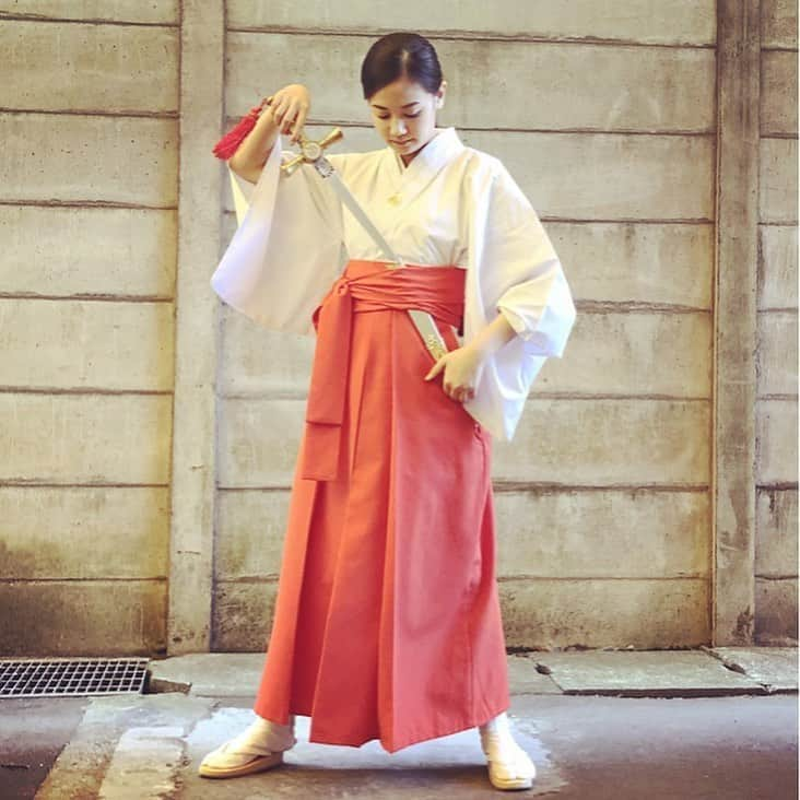 千眼美子さんのインスタグラム写真 - (千眼美子Instagram)「・ ブログ更新しました。 巫女-MIKO- #映画 #心霊喫茶エクストラの秘密ザリアルエクソシスト  #movie  #therealexorcist」5月26日 20時30分 - yoshiko_sengen