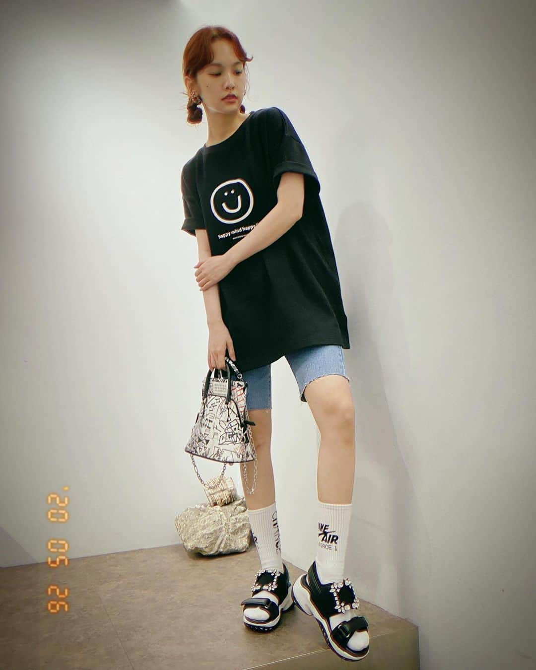 レイニー・ヤンさんのインスタグラム写真 - (レイニー・ヤンInstagram)「潮🖤 上衣褲子皆為 @pazzo  #ootd #穿搭照」5月26日 20時37分 - rainie77