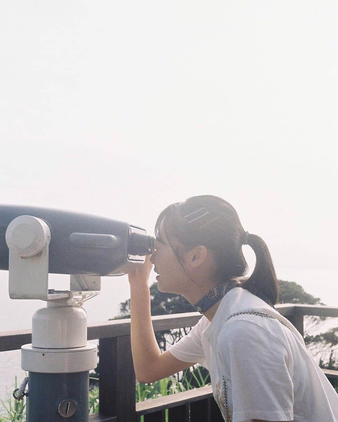 莉子さんのインスタグラム写真 - (莉子Instagram)「去年の夏　🍨﻿ 友達と写真撮りに海行った日幸せだったな〜　！」5月26日 20時59分 - riko_riko1204