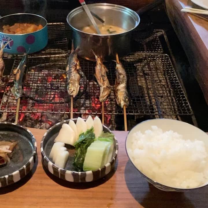 横田真一のインスタグラム：「しんぷるいずべすと めざし　白米　漬物　みそ汁  #ゴルフ#横田真一チャンネル #グルメ#男子ゴルフ#男子ツアー#pga#ゴルフ女子#ゴルフレッスン#横田真一 #ボンサンテヨコタ#ゴルフ旅行#阪急交通社#つるやゴルフ#ELPA#ヨコタゴルフベース#ゴルフとグルメシリーズ」