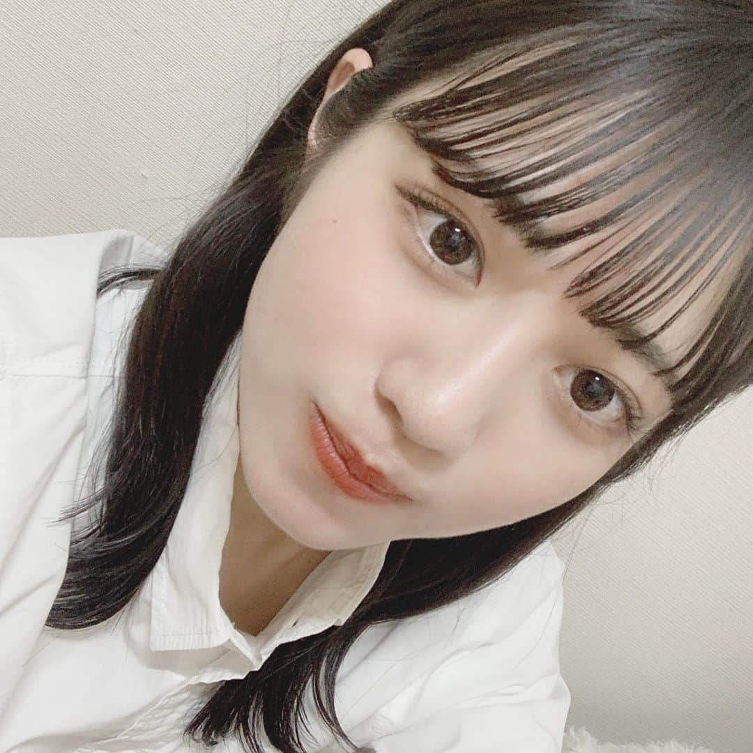 浅原凜さんのインスタグラム写真 - (浅原凜Instagram)「学校寝ないように頑張らなきゃ笑 インスタまた時間ある時にやりたい( ¨̮ ) ． ． ． ． ． #浅原凜 #ニジマスオーディション #イエベ秋 #イエベメイク #外ハネ #ミディアムアレンジ #ボブアレンジ #外ハネアレンジ #外ハネ #外ハネミディアム」5月26日 21時50分 - rinogsd728