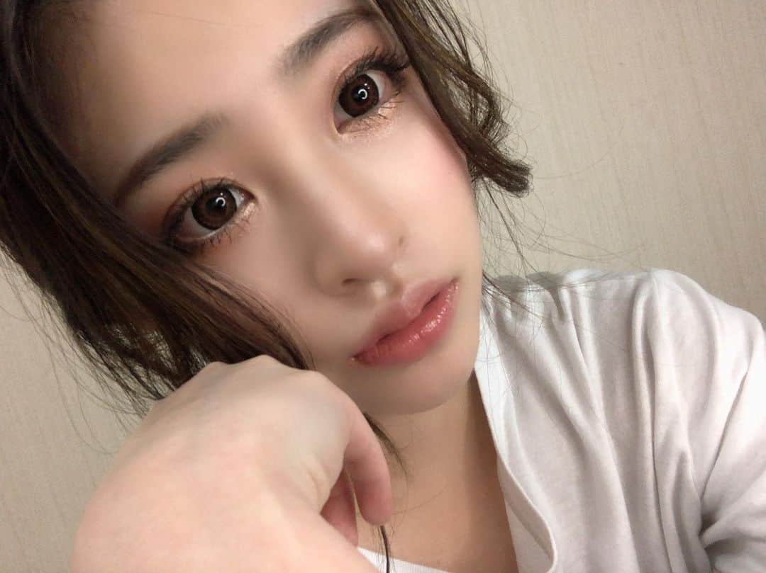 AMANEさんのインスタグラム写真 - (AMANEInstagram)「開幕戦楽しみ🥺🥺🥺﻿ ﻿ いつもいっぱいコメント﻿ ありがとうございます！﻿ Ameba BlogのコメントもDMも全部読んでます！﻿ ﻿ すごくうれしい❤️﻿ ﻿ これからも沢山待ってます😏﻿ ﻿ ﻿ ﻿ #オリックス #Bs2020 #BsGirls﻿ #プロ野球  #baseball﻿ #selfie﻿ #ORIX #instagram ﻿ #amane_356﻿ #follow #일본야구 #일본 #프로야구﻿  #세루카　#셀카  #셀스타그램 ﻿ #粉我 #时装 #棒球 #胜利﻿ #お家時間」5月26日 22時44分 - amane_bsgirls_356