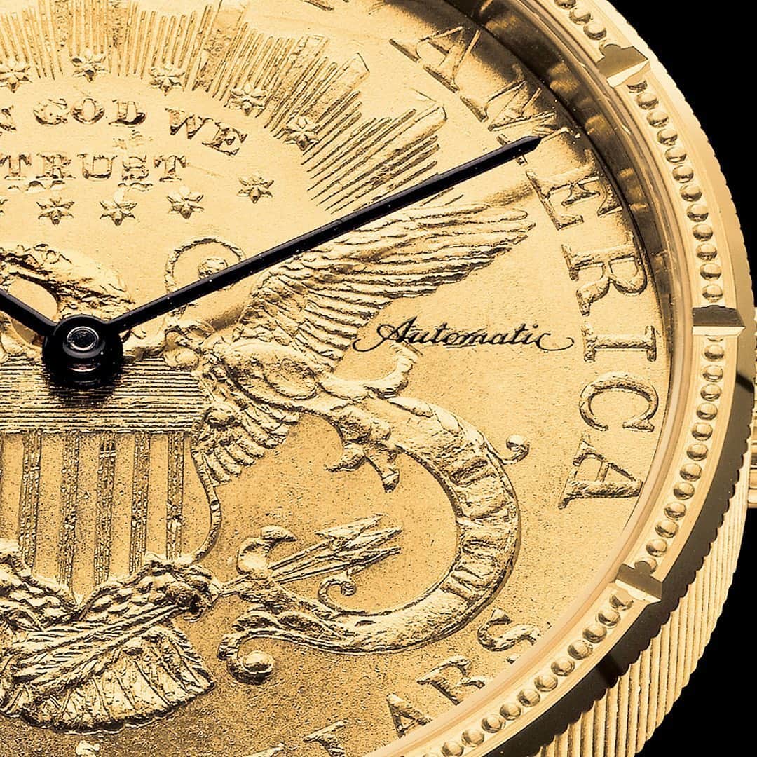 コルムさんのインスタグラム写真 - (コルムInstagram)「| 𝗖𝗼𝗿𝘂𝗺 𝗖𝗼𝗶𝗻 𝗪𝗮𝘁𝗰𝗵 | a unique know-how. • Which coin would you like to wear on your wrist ? • #corumwatches #watch #montre #reloj #orologio #coin #usdollar」5月27日 0時38分 - corumwatches
