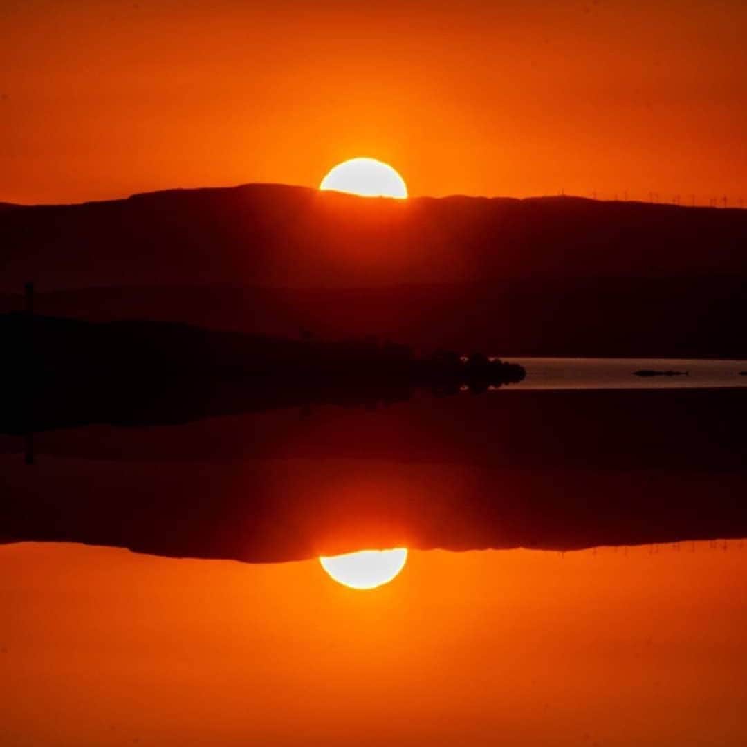 Ricoh Imagingさんのインスタグラム写真 - (Ricoh ImagingInstagram)「Posted @withregram • @macjethro #sunset #hunterston #northayrshire #ayrshire #Scotland #uk over the #riverclyde @ricohpentaxuk @ricohpentax @sunrise.sunset.scotland」5月27日 1時25分 - ricohpentax