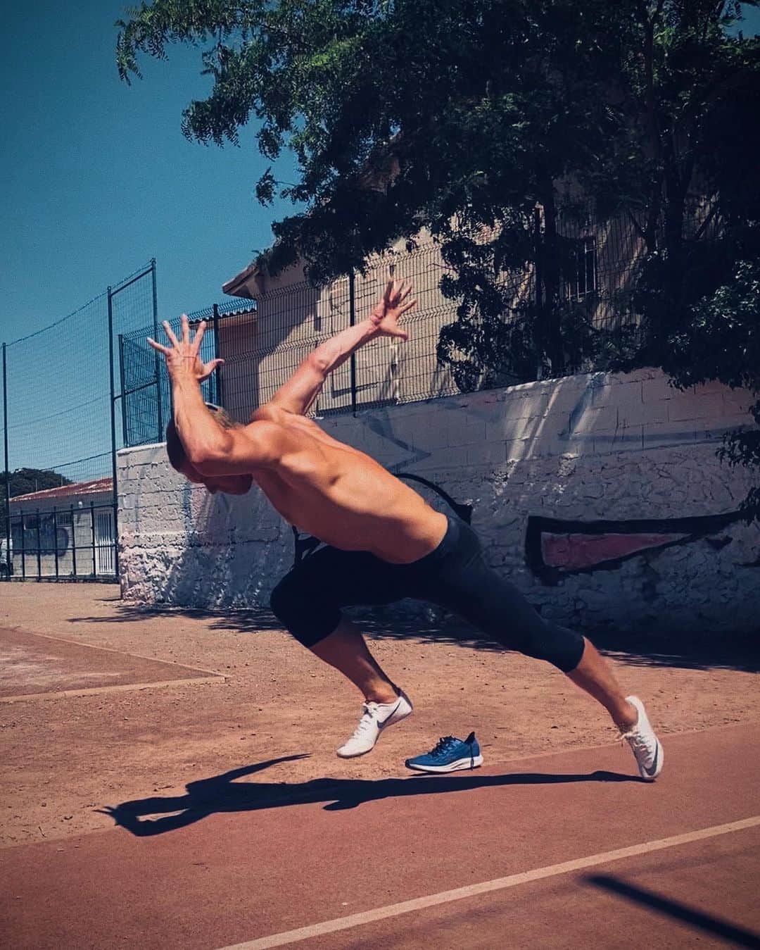 ケビン・マイヤーのインスタグラム：「Finally ! Pas la piste que j’espérais mais enfin de retour sur une piste 🤤」