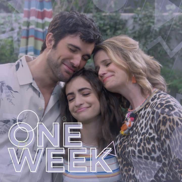 フラーハウスのインスタグラム：「Hola Gibbler nation, we'll be reunited in 1️⃣ week!」