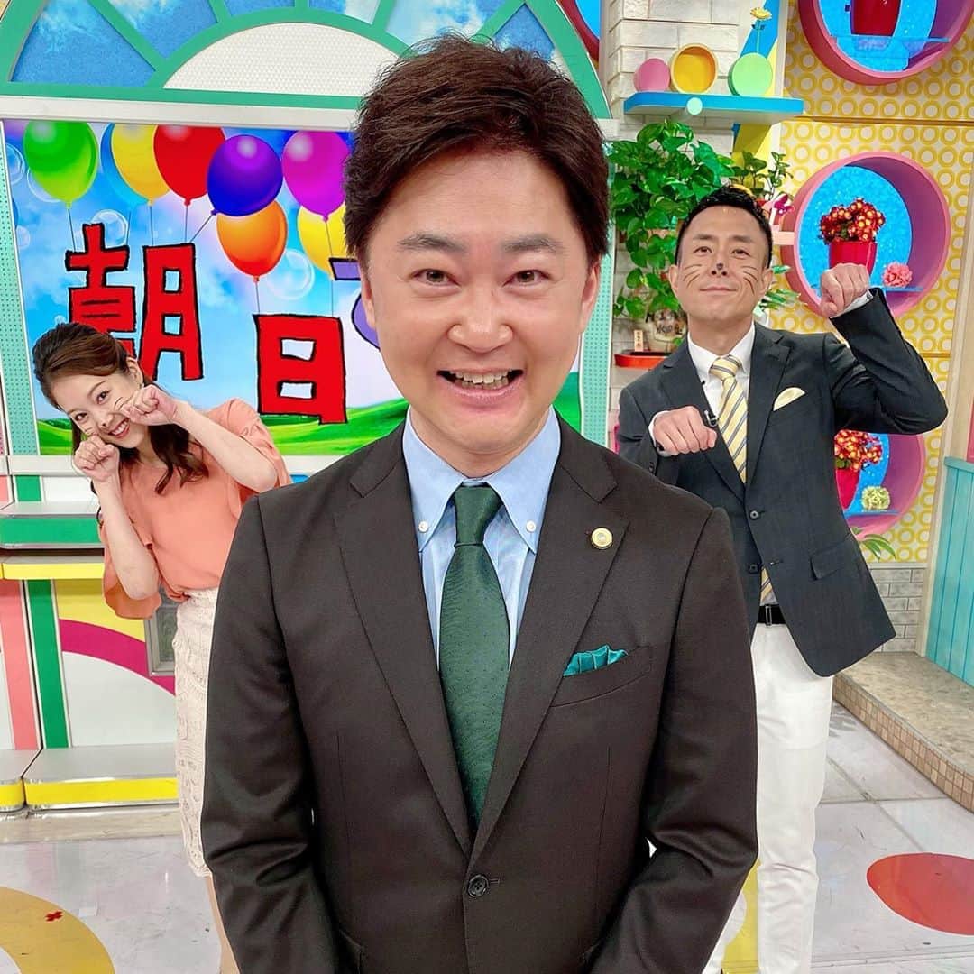 のインスタグラム：「今週も、水曜も出演することになりました❣️ おは朝はじまるよ〜 #おは朝 #おはよう朝日です #この後6時45分から #岩本計介アナ #津田理帆アナ  #山岸久朗 #山岸弁護士」