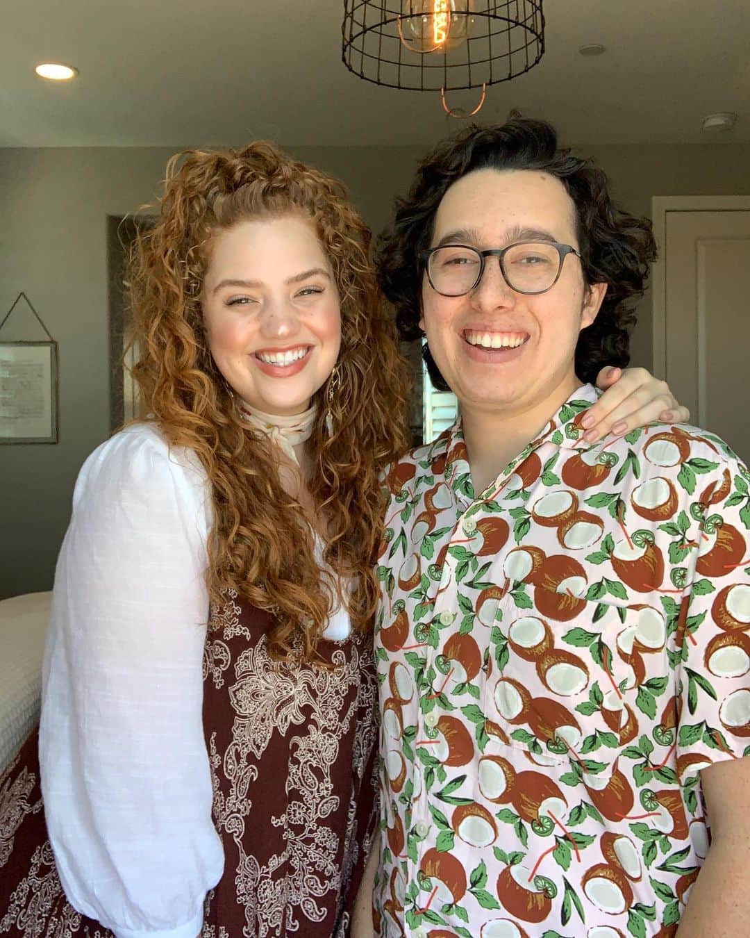 ブリー・キッシュのインスタグラム：「🥥💛」