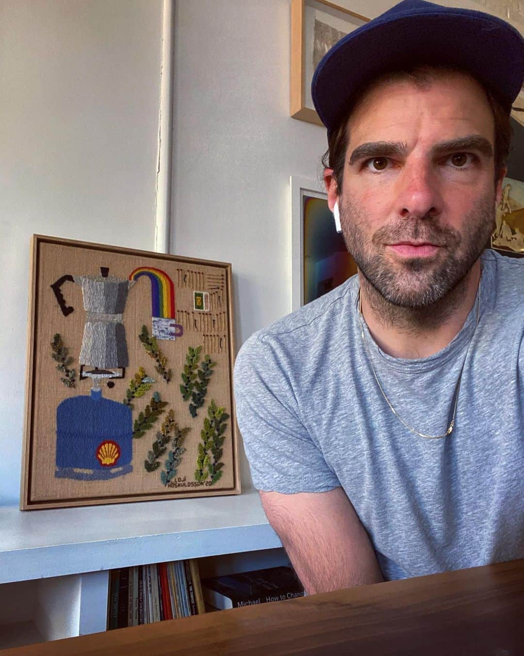 ザカリー・クイントのインスタグラム：「passing back through nyc i got to open my newest acquisition from icelandic artist loji höskuldsson - @loji.its.official - whose embroidered work is both nostalgic and whimsical... and enormously impressive! it makes me feel so grateful for the magical time i spent in iceland before the world turned upside down. i am grateful to him for creating this work for me and honored to include it in my collection!」