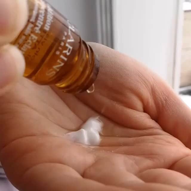 CLARINSのインスタグラム