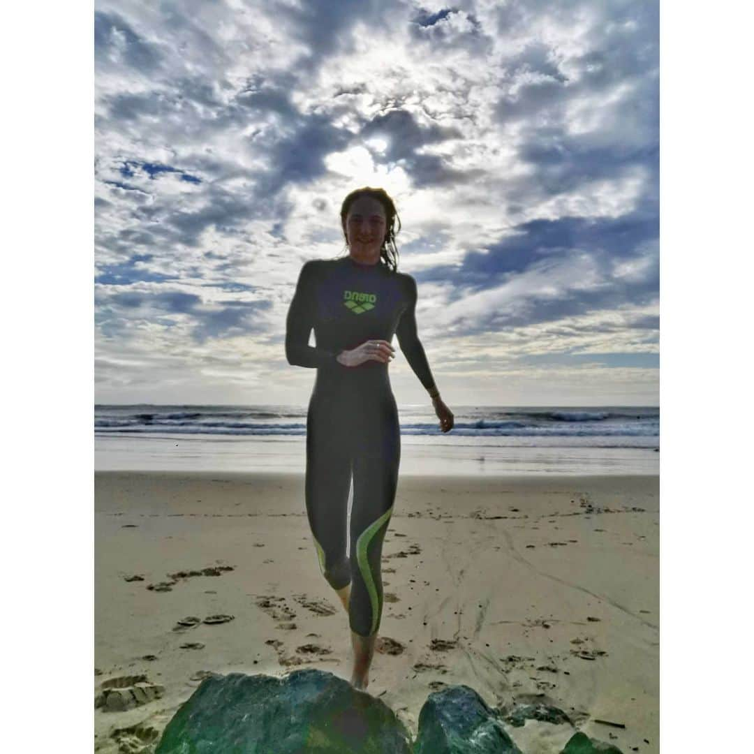 ケイト・キャンベルさんのインスタグラム写真 - (ケイト・キャンベルInstagram)「Currently asking myself why I've never been to Port Macquarie before. Quick dip before finishing up the drive to Sydney this morning 👌」5月27日 8時07分 - cate_campbell