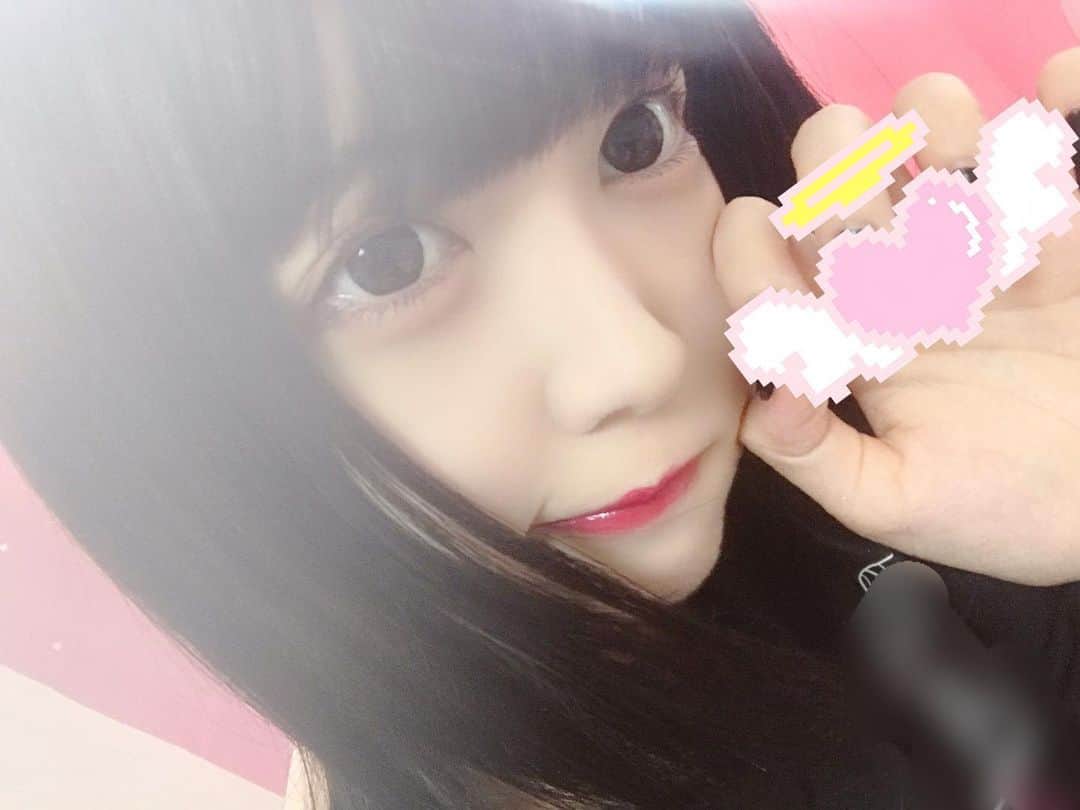 大芝りんかのインスタグラム：「すきになって‼️もっと‼️ 私を見て‼️もっと‼️ #自撮り #アイドル #自撮り女子  #自撮り界隈#黒髪」