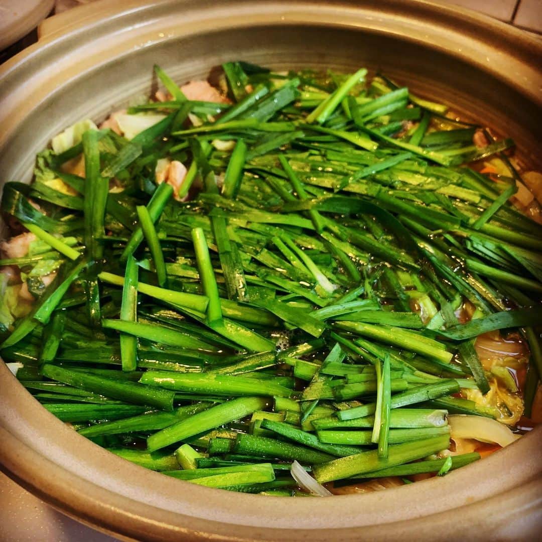 阿部浩貴のインスタグラム：「なんか食べたくなり、もつ鍋じゃい！ 久々にビール飲むか！」