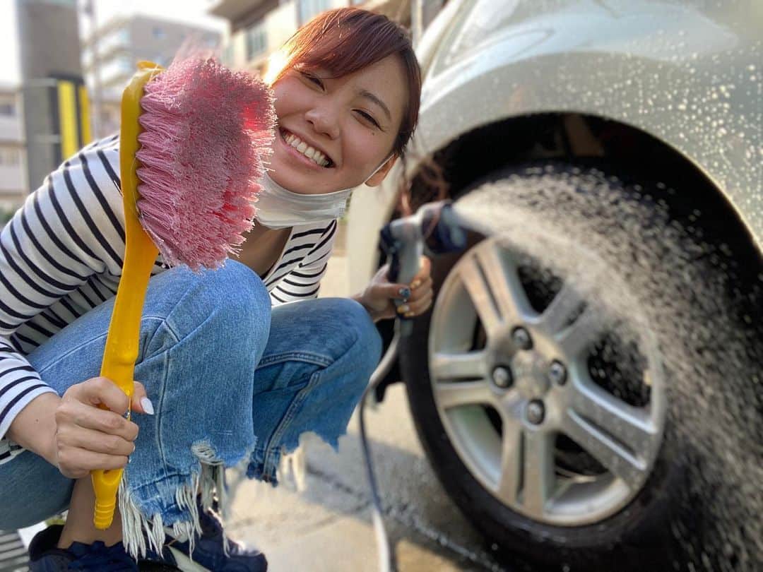 笠原美香さんのインスタグラム写真 - (笠原美香Instagram)「絶賛筋肉痛です😛 #洗車 からの #シミュレーター で腕が絶望的に上がらないです。運動不足もいいとこね」5月27日 18時22分 - mika.k419