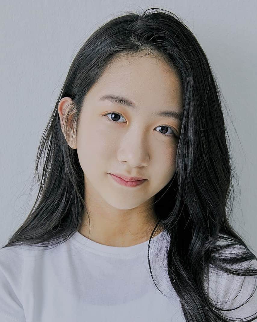 イ・チェミのインスタグラム：「오늘 날씨 만큼이나 깨끗하고 상콤💕 한장 한장 보는 재미 쏠쏠^^ #haveagoodday 😘 #saiephotography」