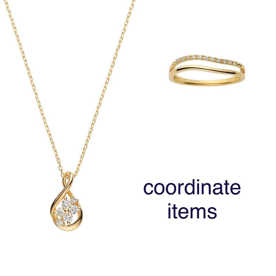 ヴァンドーム青山さんのインスタグラム写真 - (ヴァンドーム青山Instagram)「. 【 coordinate 】 ハッピーなムードをまとった可憐なフラワーモチーフネックレスと柔らかなフォルムのリング。 ダイヤモンドの繊細な輝きと地金の艶めきで洗練された印象に。 . #ネックレス #necklace #リング #ring #limited  #ダイヤモンド #diamond #ゴールドジュエリー  #ジュエリーコーディネート #jewelry #accessory  #ジュエリーコーデ  #vendomeaoyama  #ヴァンドーム青山」5月27日 12時22分 - vendomeaoyama_official