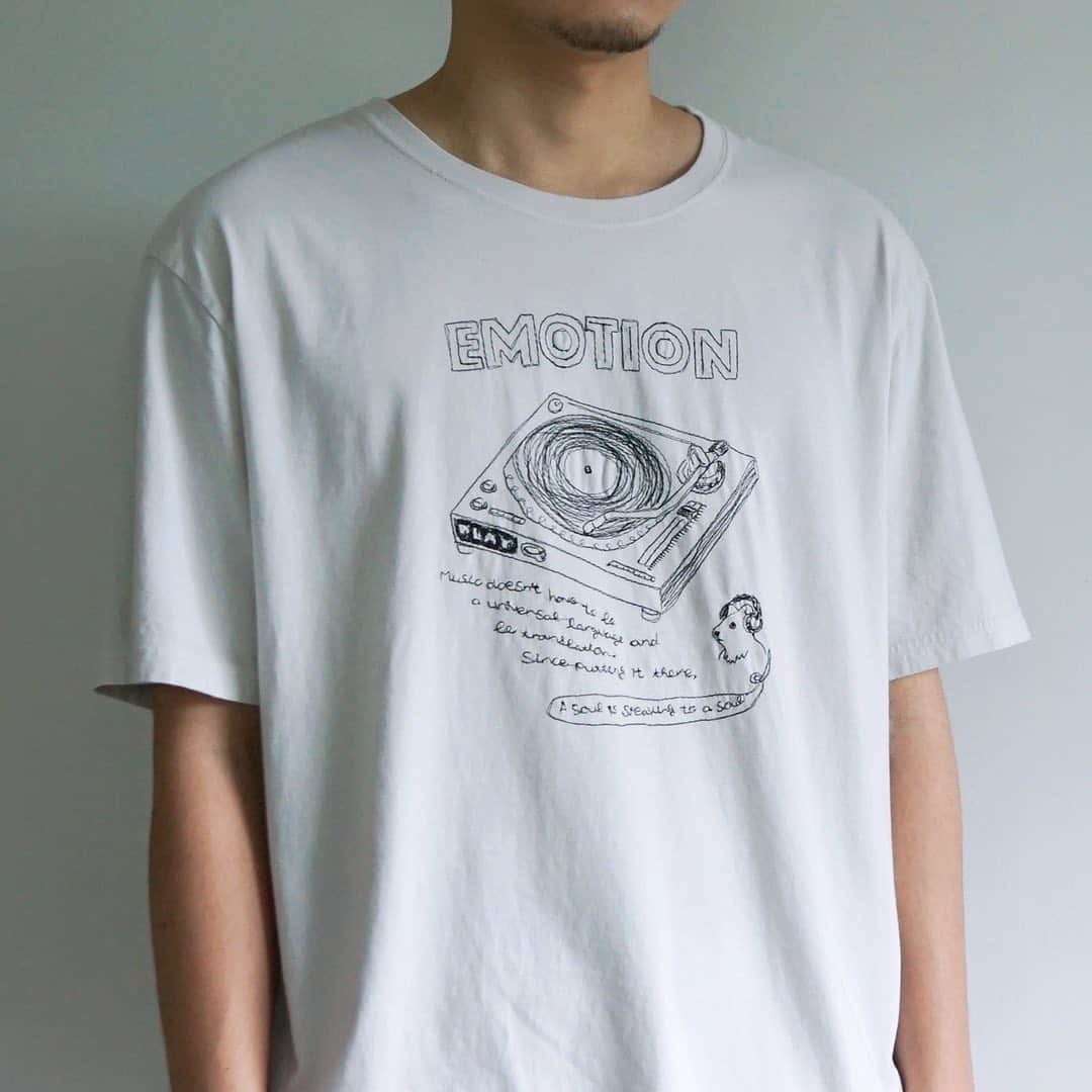 marbleSUD(マーブルシュッド) のインスタグラム：「【父の日特集】6月21日は父の日。online shopでは、ギフトにもぴったりなメンズTシャツを限定発売中！全部で8種類をご用意しました。是非、この機会にご覧くださいね。」