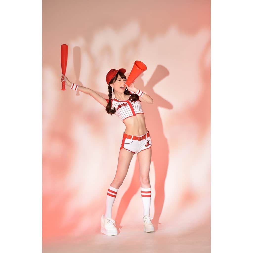 堀尾実咲のインスタグラム：「‪投票期間も折り返し地点に来たね☺️がんばるぞおおお❤️‬ ‪いつもみんなからの投票したよって報告嬉しいよお💕ありがとう！‬ ‪引き続き今日の投票もよろしくお願いします🐰❤️‬ ‪news-postseven.com/?p=1563143‬  #週刊ポスト #グラビア #グラドル #ハイレグ」