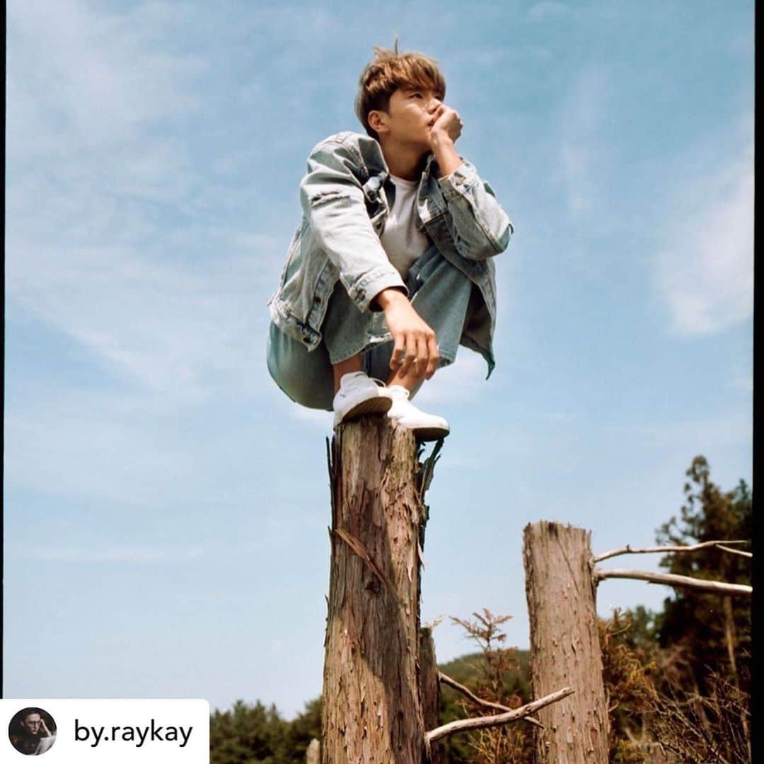 イ・イギョンさんのインスタグラム写真 - (イ・イギョンInstagram)「Posted @withregram • @by.raykay 22kyung : Reborn from the nest - 신생(新生); 이이경, 새로 태어나다  @luvlk89  Photograpger : @by.raykay  Creative Director : @jinhyungjun  Hair : @yolo_by_hyunjung  Mua : @hanseulish Production Team : @teamtestshoot  Assistant&locator @zunseoi @hwonich @ji_kat . . . #realismagazine #littlerivermag #theportraitpro0ject #worldviewmag #somwheremagazine #thinkverylittle #theanalogclub #shootfilmmag #filmdiscovered #portraitkillers #goldmoony #photocinematica #schonmagazine #magnificomagazine #mamiyarb67 #일상 #데일리 #포토그래퍼 #사진작가 #감성사진 #연예인 #필카 #셀스타그램 #777luckyfish #pulsefilm #filmphotomag #N8ZINE #forevermagazine #the35mmdiary #이이경」5月27日 14時08分 - luvlk89