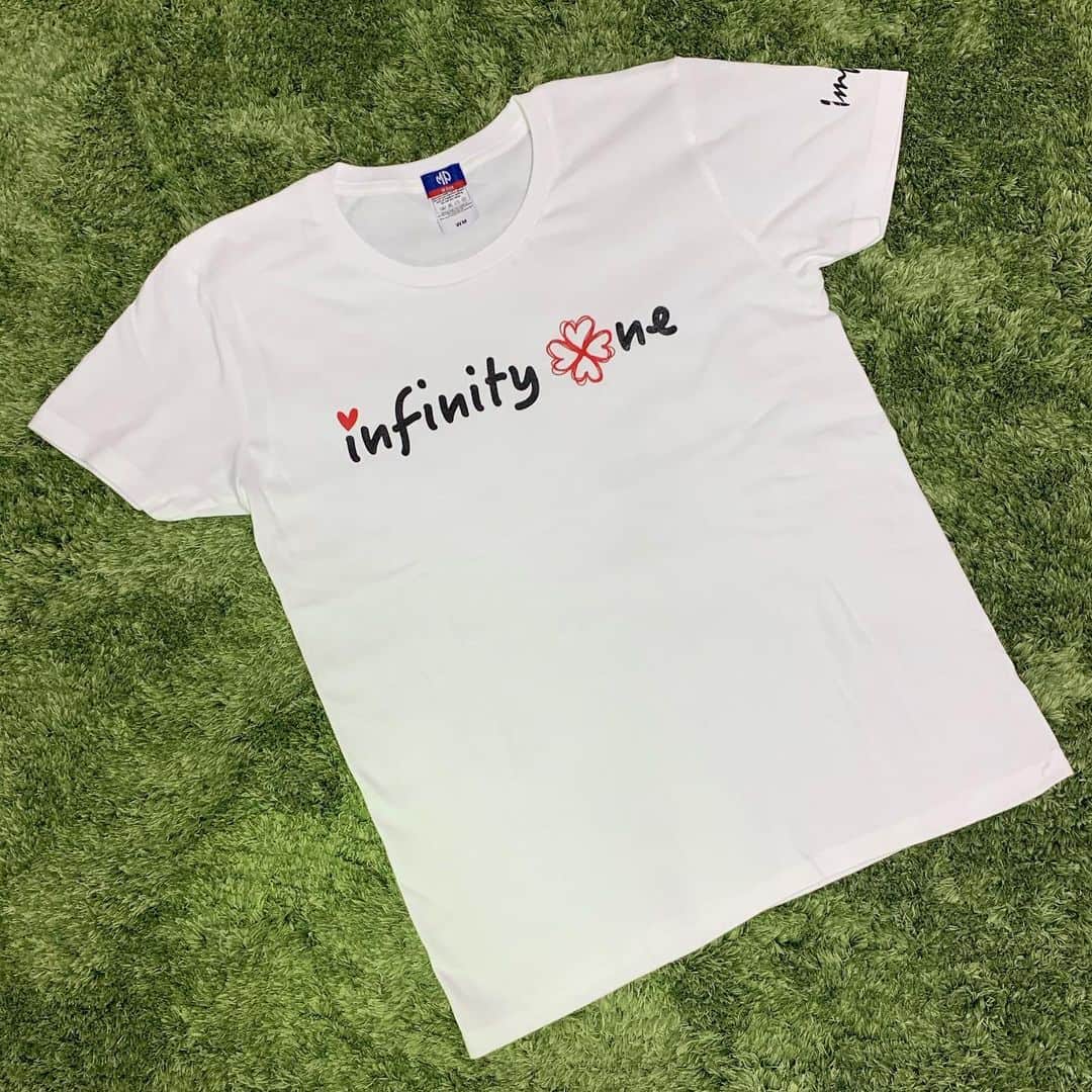 のインスタグラム：「オリジナルTシャツ、発売しております！ ユニセックスと、レディースの販売です❤️」