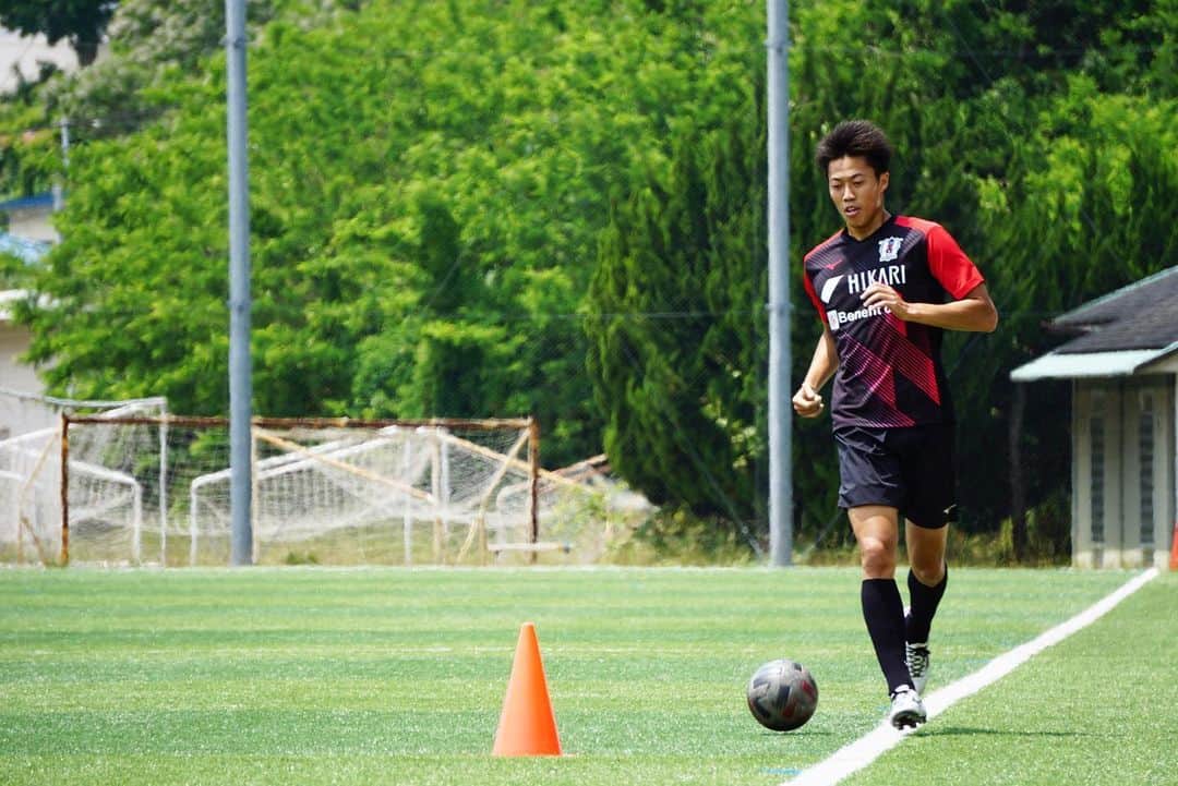 池田樹雷人のインスタグラム：「今日から2グループ⚽️ . . #コロナに負けるな #料理好きな人と繋がりたい  #愛媛fc #mizuno #mizunofootball  #池田樹雷人」