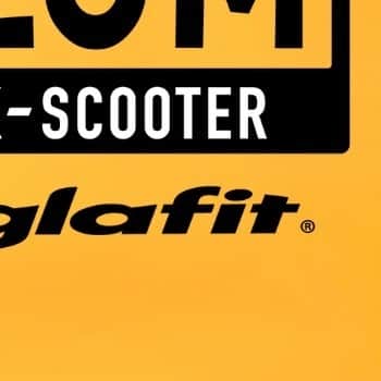 glafitのインスタグラム：「・﻿ ・﻿ LOM/X-SCOOTER　﻿ coming soon...!!! ﻿ ﻿ makuake クラウドファンディングで発売開始。 ﻿ ﻿ ﻿ #glafit #グラフィット #LOM #キックスクーター #makuake #クラウドファンディング﻿ #キックボード #電動キックボード #スポーツバイク  #glafitバイク#escooter﻿ #electricscooter #electricscooters #crowdfunding #crowdfundingproject #crowdfundingcampaign ﻿ #electricvehicles #kickskater ﻿ #kickscooter #scooter #ebike ﻿ #surfing #surfstyle #surfinglife #surfboard﻿  #imagesplit」