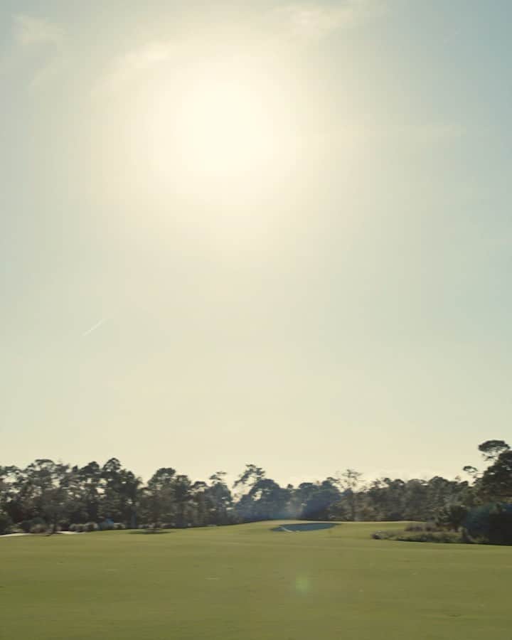 ジャスティン・トーマスのインスタグラム：「I enjoyed playing a few holes with @Kathrynnewton back in January and I was very impressed with her golf game! Looking forward to playing again soon. #RLXGolf #PoloGolf #RLAmbassador @poloralphlauren @ralphlauren」