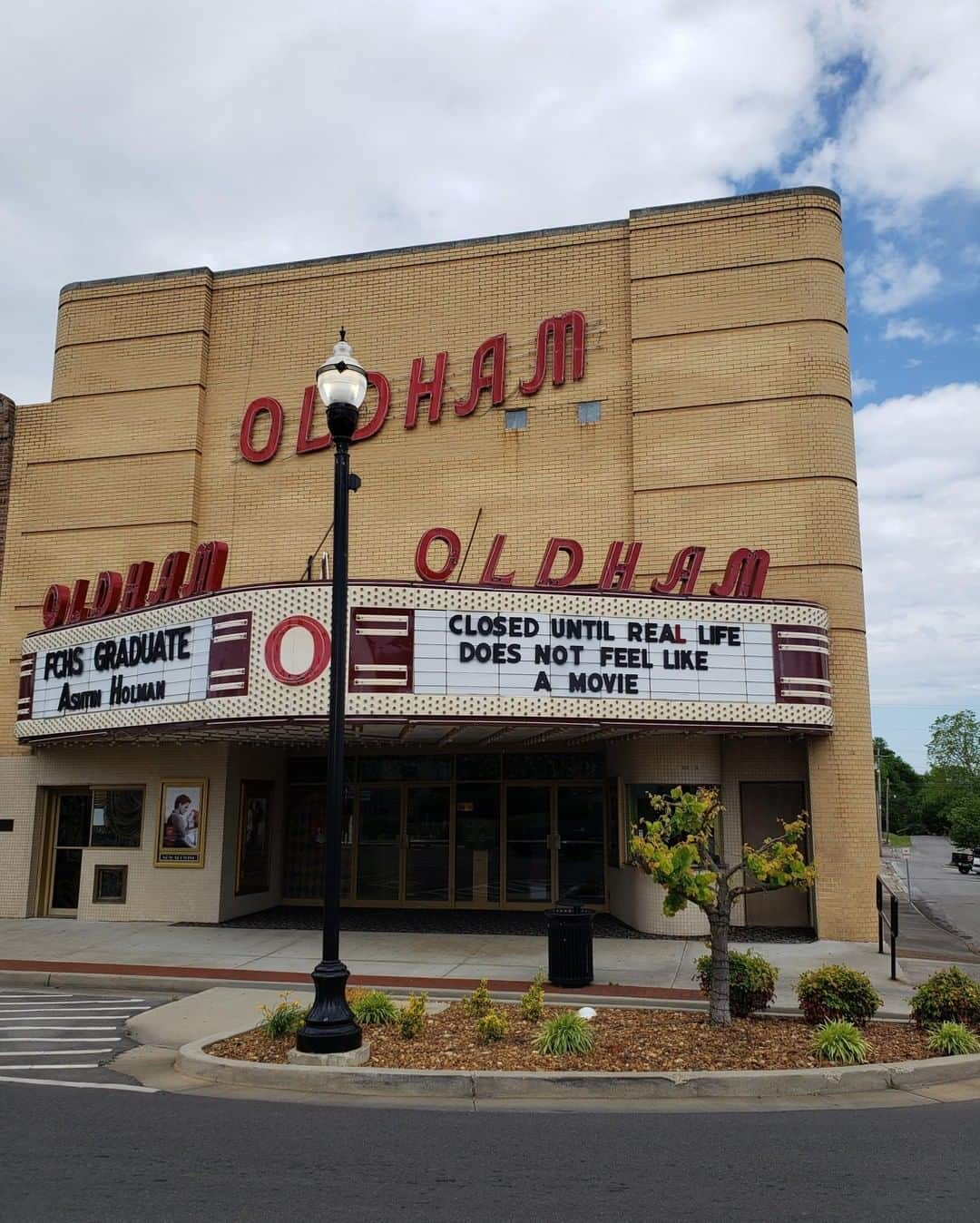 ナショナルジオグラフィックさんのインスタグラム写真 - (ナショナルジオグラフィックInstagram)「Photo by Stephen Alvarez @salvarezphoto | The Oldham Theater in Winchester, Tennessee: I shot this photo on my way to get a COVID-19 test last week. Rural areas like this one, where I live, have largely been spared the ravages seen in northern Italy, Spain, or New York City. The pain and suffering of this pandemic are spread unequally. The marquee on the shuttered theater in Winchester reflects how strange the last 60-plus days have been: Life here does very much seem like a movie.」5月28日 3時36分 - natgeo