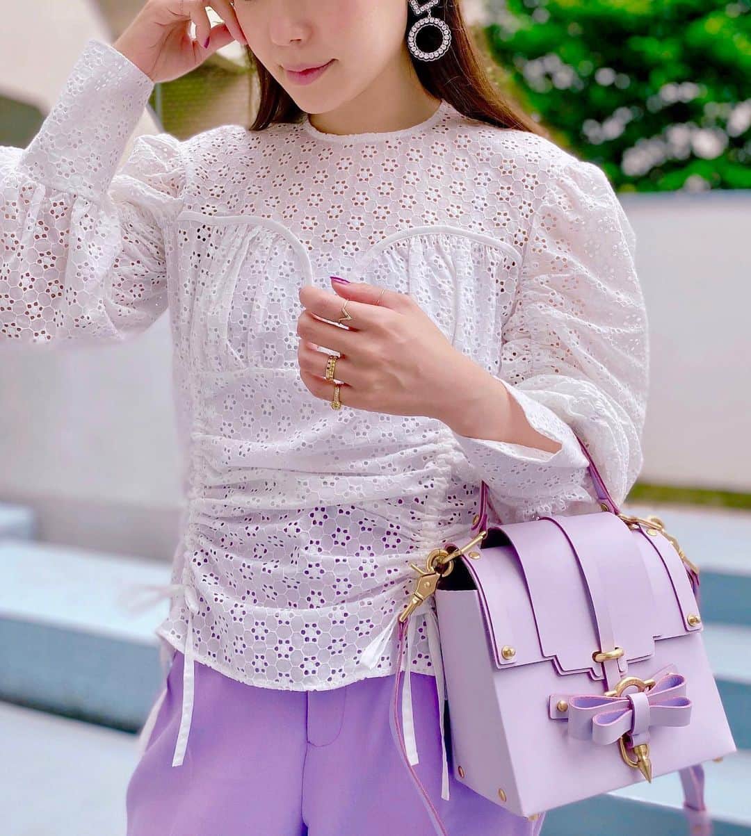 濱内奈々子さんのインスタグラム写真 - (濱内奈々子Instagram)「#outfit 💜 @girlssociety_official のcotton lace 2way dress、フロント部分のギャザーを寄せて今日はトップスにアレンジ♡」5月27日 19時36分 - nanako_hamauchi