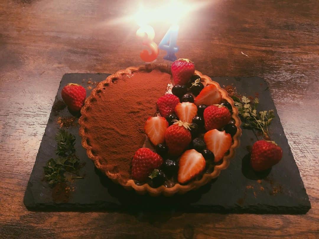 野澤麗花のインスタグラム：「Happy birthday to my best friend, my quarantine partner, and my one and only true love❤️ @taka_brew」