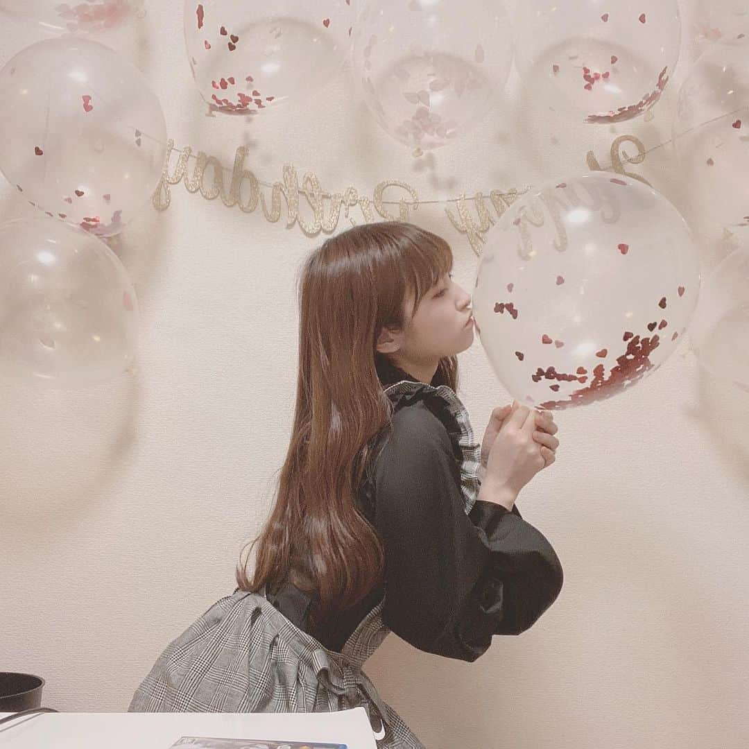 神田麗さんのインスタグラム写真 - (神田麗Instagram)「今日でハタチです。 皆さまに感謝と愛を込めて ちゅっ、❤︎ #birthday #ビジョビ_ミスいちご2021」5月27日 20時34分 - _reite_me