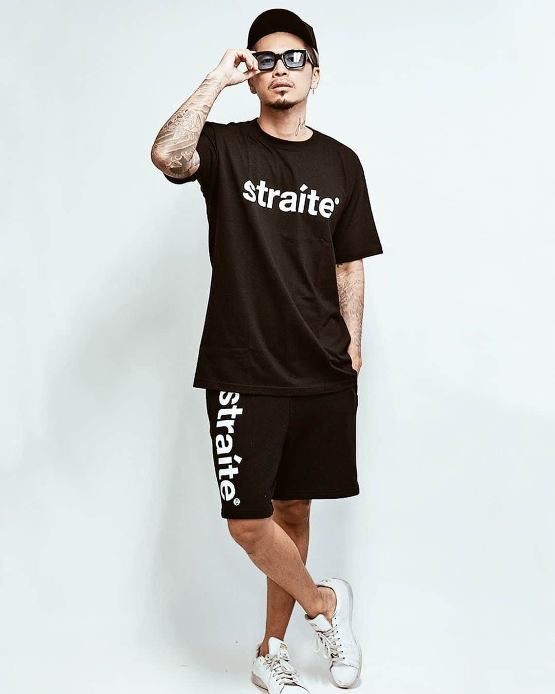 DJ ACEさんのインスタグラム写真 - (DJ ACEInstagram)「🆕 My summer casual style . #ACE1 #ACE1fashion . #Repost @straite_official with @get_repost ・・・ #straite ﻿ スモールレターネームスエットハーフパンツ ¥8500-(+TAX)﻿ ﻿ straite初期の人気フラッグシップロゴを採用したスエットショーツ！ Tシャツ、メッシュキャップともセットアップ感覚で着用可！﻿ ﻿ http://www.straiteweb.com/﻿ ▶︎ @straite_official﻿ ⬆︎ご購入はコチラから﻿ ﻿ お得な情報や新作情報をLINEでGET!! 友達追加はコチラから↓﻿ 公式LINE@　https://line.me/R/ti/p/%40ooj7984e﻿ ﻿ #straite_style﻿ @straite_style﻿ ﻿ @straite_official」5月27日 21時17分 - ace1djace