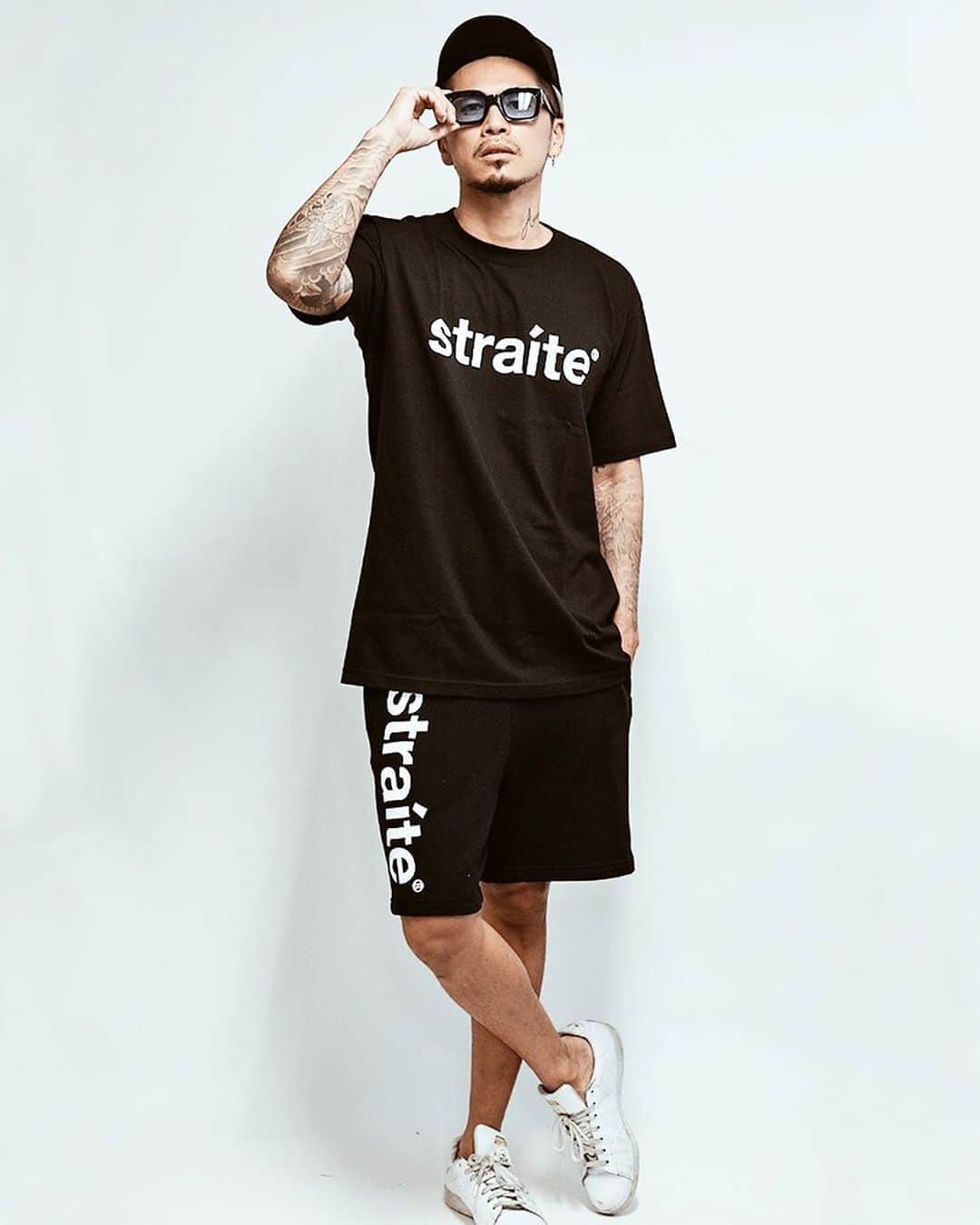 のインスタグラム：「🆕 My summer casual style . #ACE1 #ACE1fashion . #Repost @straite_official with @get_repost ・・・ #straite ﻿ スモールレターネームスエットハーフパンツ ¥8500-(+TAX)﻿ ﻿ straite初期の人気フラッグシップロゴを採用したスエットショーツ！ Tシャツ、メッシュキャップともセットアップ感覚で着用可！﻿ ﻿ http://www.straiteweb.com/﻿ ▶︎ @straite_official﻿ ⬆︎ご購入はコチラから﻿ ﻿ お得な情報や新作情報をLINEでGET!! 友達追加はコチラから↓﻿ 公式LINE@　https://line.me/R/ti/p/%40ooj7984e﻿ ﻿ #straite_style﻿ @straite_style﻿ ﻿ @straite_official」