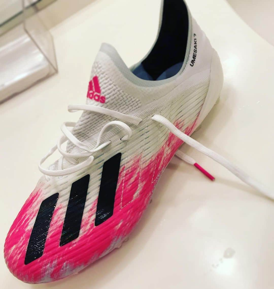 梅崎司さんのインスタグラム写真 - (梅崎司Instagram)「adidasスパイクのNewcolorが届きました。J再開が楽しみです。 共に頑張りましょう‼︎ #adidasFootball #createdwithadidas @adidastokyo」5月27日 21時50分 - umeman7