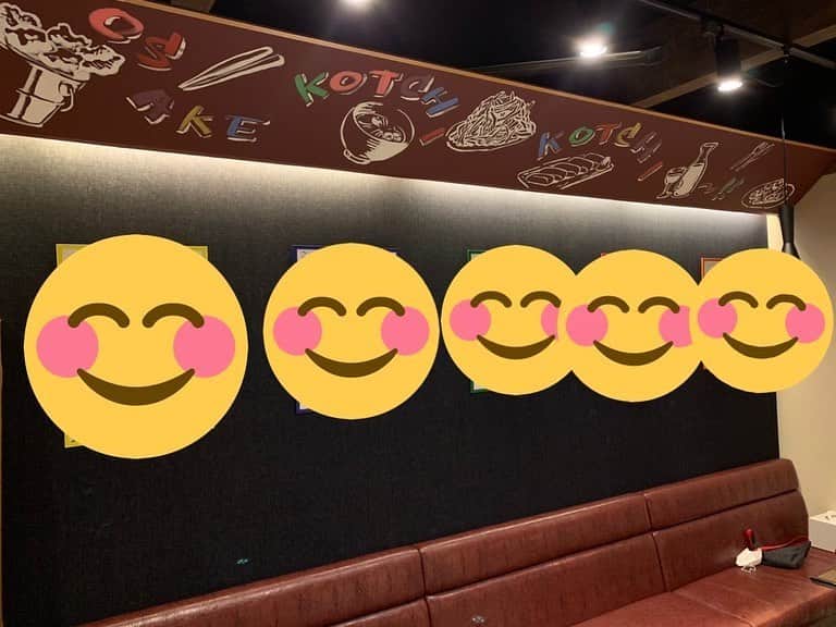 のインスタグラム：「オープンの時にお祝いでリリーさん、大須賀、Kentfukaya、中谷、中野くん、洲崎、に僕のイラストを描いてもらいました！ そして3周年&リニューアルオープン記念でもう一度皆さんに描いて頂きました！ どれもこれも素晴らしい作品です！ 皆さん本当にありがとうございます🙇‍♂️ 早く見て欲しいです！」