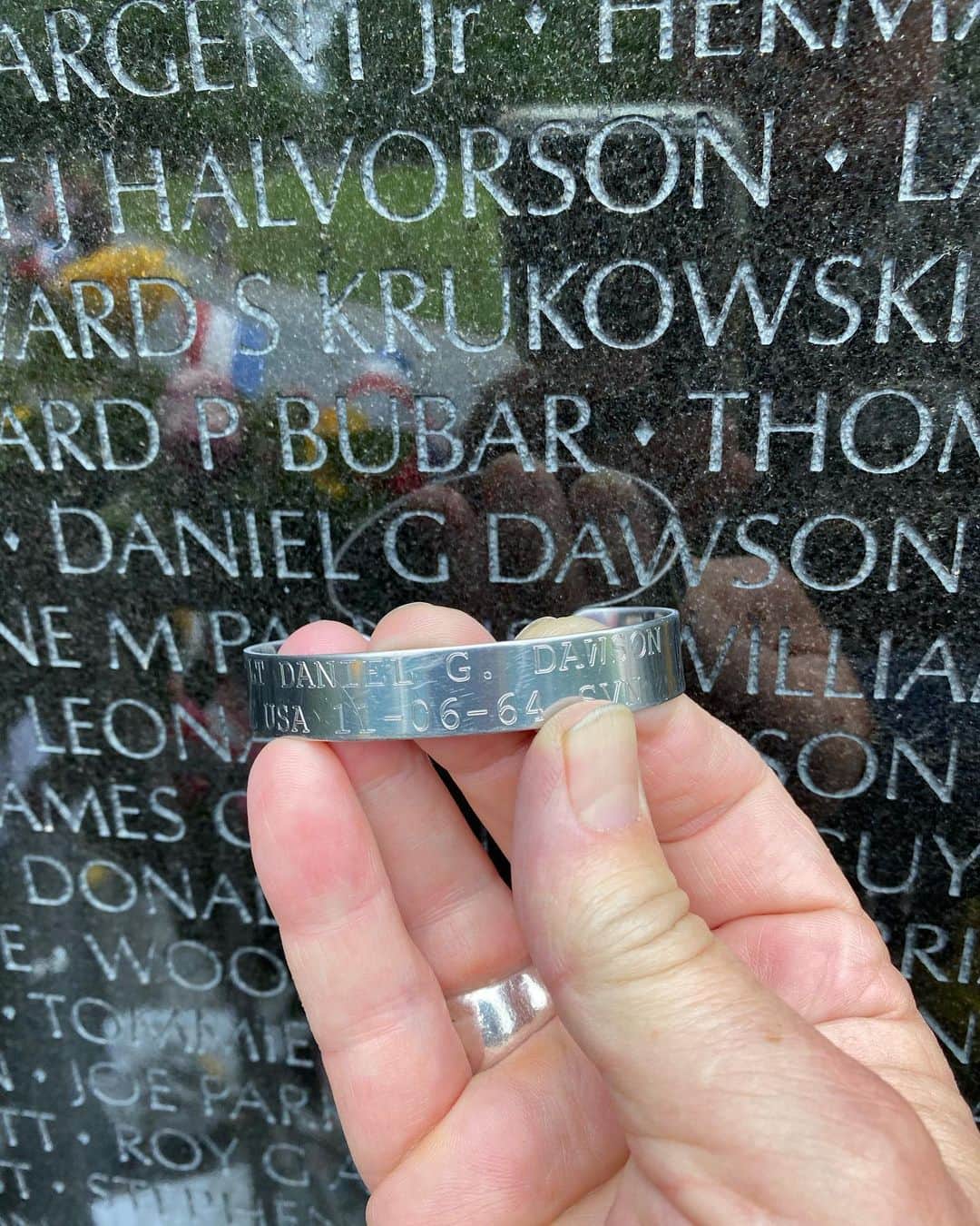 ロバート・パトリックさんのインスタグラム写真 - (ロバート・パトリックInstagram)「I wear the bracket for Lt. Daniel G. Dawson who was shot down in 1964. While I was at the wall I did a pencil rubbing for @torn2rbns cousin David W. Brantley and John Noble Hollcomb Medal of Honor Recipient for @vietnam.365days. #memorialday2020 #vietnamwarmemorialwall #boozefightersmc #rollingthunder #ridetoremember #america #freedomisnotfree #ride #harleydavidson」5月27日 22時04分 - ripfighter