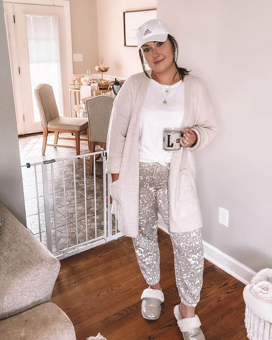 ロック&リパブリックのインスタグラム：「@kayylaanicole keeping it cute and casual in her #KohlsFinds. 🙌🏼 #Kohls」