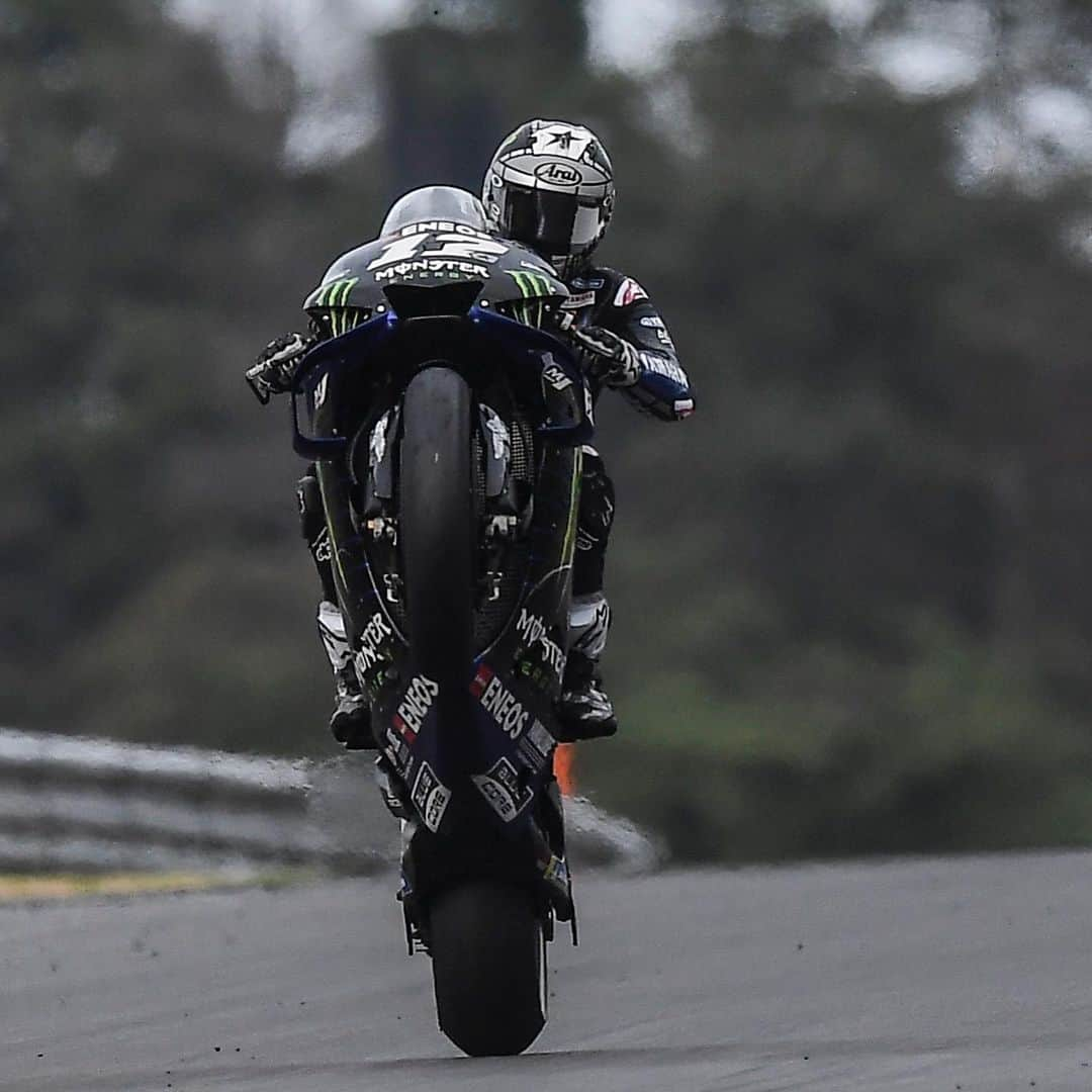 YamahaMotoGPさんのインスタグラム写真 - (YamahaMotoGPInstagram)「We’re feeling particularly hungry for @motogp action today... Here’s is a first little #WheelieWednesday treat 🍭 . . #MonsterYamaha | #MotoGP | #StaySafe | #DoYourPart」5月27日 23時41分 - yamahamotogp