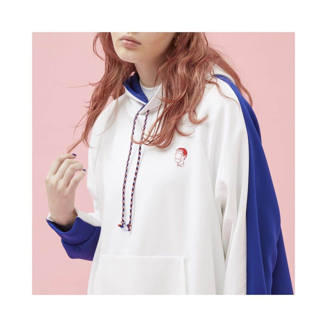 コレカウのインスタグラム：「ㅤㅤㅤㅤㅤㅤㅤㅤㅤㅤㅤㅤㅤㅤㅤㅤㅤㅤㅤ  Hot selling🌈 ㅤㅤㅤㅤㅤㅤㅤㅤㅤㅤㅤㅤㅤㅤㅤㅤㅤㅤㅤ カラフルなスピンドルも可愛い❤️ ㅤㅤㅤㅤㅤㅤㅤㅤㅤㅤㅤㅤㅤㅤㅤㅤㅤㅤㅤ Not So Ape👽 ピッグパーカー ¥11,800(in tax)ㅤㅤㅤㅤㅤㅤㅤㅤㅤㅤㅤㅤㅤㅤㅤㅤㅤㅤㅤ ㅤㅤㅤㅤㅤㅤㅤㅤㅤㅤㅤㅤㅤㅤㅤㅤㅤㅤㅤ ㅤㅤㅤㅤㅤㅤㅤㅤㅤㅤㅤㅤㅤㅤㅤㅤㅤㅤㅤ ㅤㅤㅤㅤㅤㅤㅤㅤㅤㅤㅤㅤㅤㅤㅤㅤㅤㅤㅤ #ピッグパーカー #スポーツmix #バイカラートレーナー #オーバーサイズスウェット #ストリート女子 #ストリート女子コーデ #春服 #ユニセックスブランド #notsoape #👽 #👽マスク #springfashion #perky_room #韓国ファッション #春コーデ  #ストーリトカジュアル #カジュアルコーデ #unisexfashion #fashion #chao_app #zozotown」