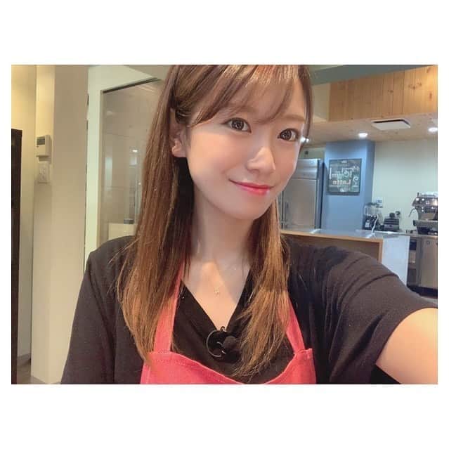 福本愛菜さんのインスタグラム写真 福本愛菜instagram 今日は久々に会う方もいていつも以上に楽しいロケでした 良い疲れ具合 ちょっと飲んでお風呂入って寝るとするか あと コロナ終わったら先生に料理教えてもらおーっと 大阪 Ytv ほんわか