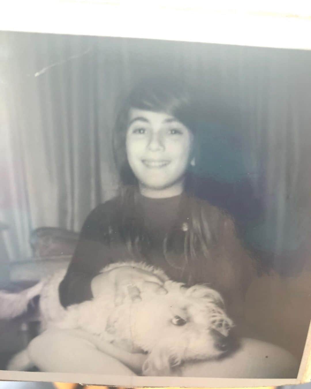マシュー・カマのインスタグラム：「Happy Birthday Mom ❤️Wish we were in New York devouring bagels, lox and too much coffee with you. We miss you so much and can’t wait to drop Banks off at your house, for 6-10 business days of quality Grammy time.」