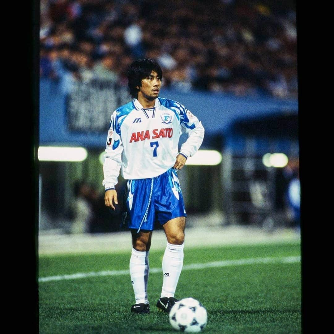 前園真聖さんのインスタグラム写真 - (前園真聖Instagram)「Reposted from @jleagueintl Former Japanese international player, @maezono_masakiyo Masakiyo Maezono, in the 1996 J.LEAGUE Yokohama Flügels kit. - - © J.LEAGUE - All Rights Reserved - #regrann」5月28日 0時45分 - maezono_masakiyo