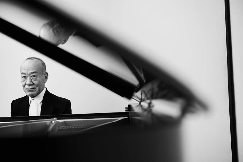 のインスタグラム：「Join fans across the globe as we listen to Dream Songs: The Essential Joe Hisaishi tomorrow at 8pm ET. Link to Listening Party coming tomorrow!」